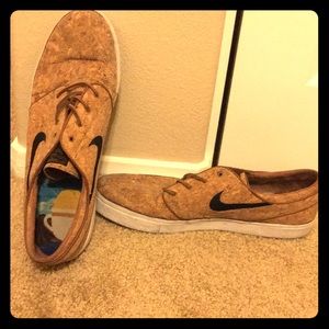 Nike SB tan color way ,Men’s Size 14